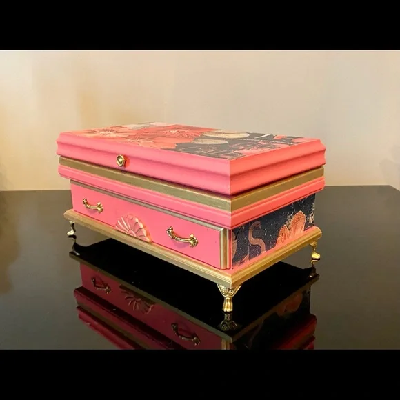 Coral and Gold Hand Paintef Vintage Jewelry Box